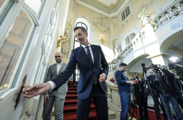 Tvrdenia o ukotvení Slovenska v Únii a…