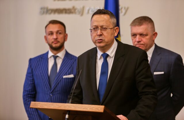 Progresívci reagujú na kroky ministra Suska, pokračuje v…