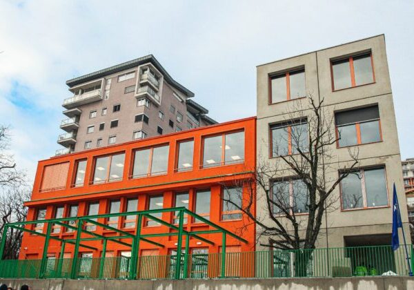 Poslanci bratislavského Nového Mesta schválili zmeny rozpočtu aj investície do škôl – FOTO