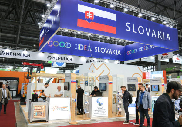 Ministerstvo hospodárstva predstavilo diplomatom Slovensko ako investične atraktívnu krajinu