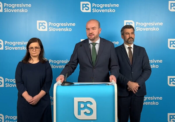 Koaličná kríza paralyzuje parlament a z Fica sa stal len prízrak, podľa Dubéciho je to dôvod na odchod vlády – VIDEO