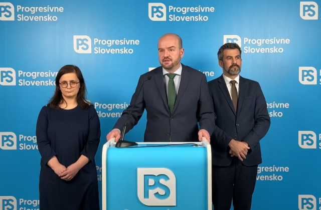 Koaličná kríza paralyzuje parlament a z Fica sa…