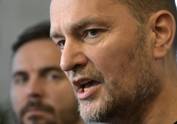 Slovensko čakajú ďalšie roky rozkrádania a medzinárodnej hanby, tvrdí Matovič – VIDEO