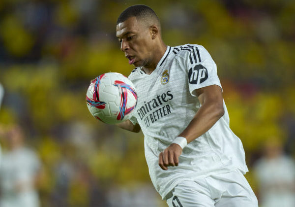 Madridské derby bolo plné emócií, ale víťaza nemalo. Mbappé však zachránil bod pre Real