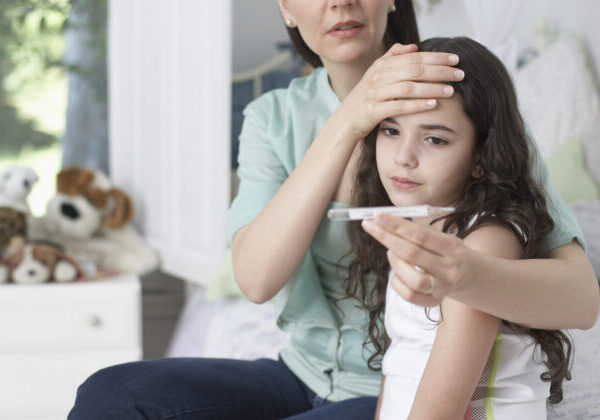 Týždeň doma, týždeň v škôlke – koľko ochorení je u dieťaťa ešte v poriadku a kedy už treba navštíviť lekára?