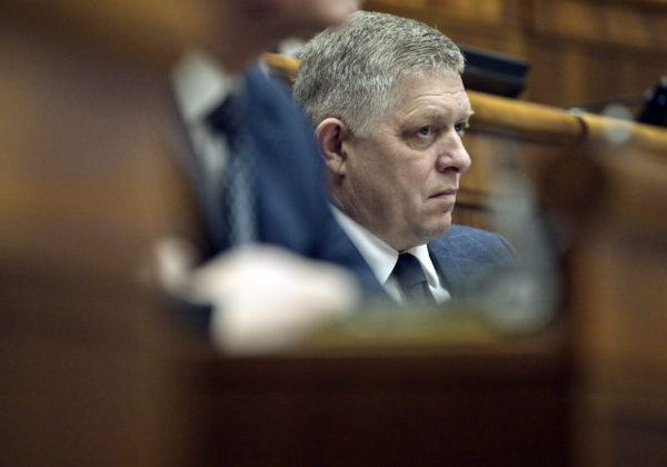 Fico považuje vilu v Chorvátsku za pokus o mediálnu vraždu. Aspoň toto, keď sa nepodarilo v Handlovej, dodal