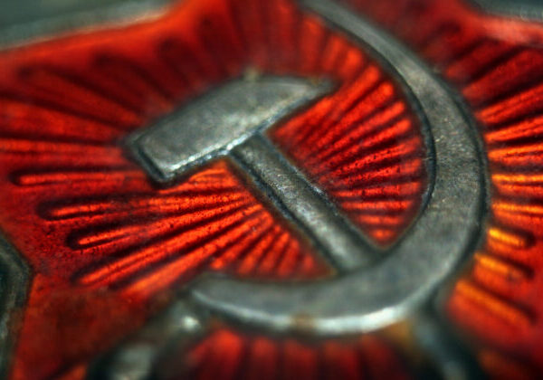 Podpisová akcia za odstránenie symbolov komunizmu z pomníka v Košiciach nie je podľa mesta petíciou