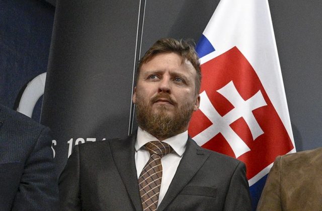 Generálny prokurátor Žilinka prijal Kotlára, ktorý mu odovzdal…