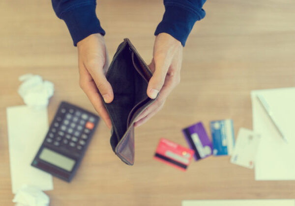 Počet ľudí ohrozených chudobou medziročne vzrástol o 37-tisíc, najviac ňou trpia neúplné rodiny