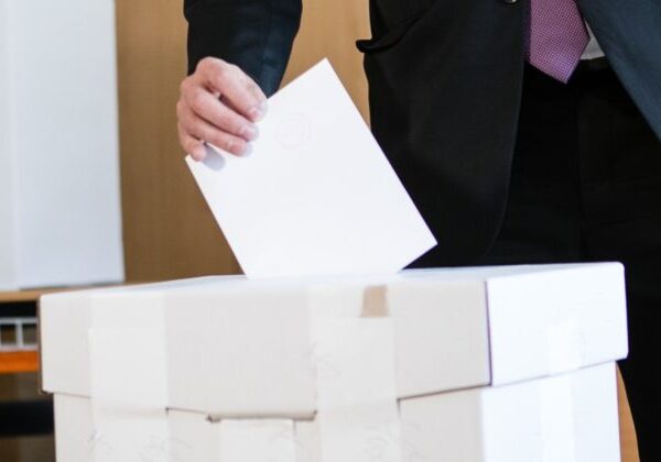 Doplňujúce komunálne voľby sa konali v 25 obciach, najvyššia účasť bola v Buglovciach