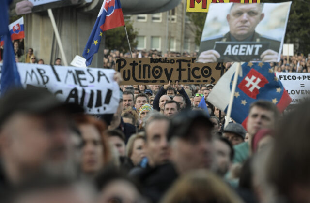 V piatok vyjadrili protestujúci na Slovensku i v…