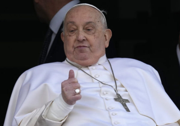 Pápeža Františka po 5 týždňoch prepustili z nemocnice, vyzval na okamžité ukončenie izraelských útokov