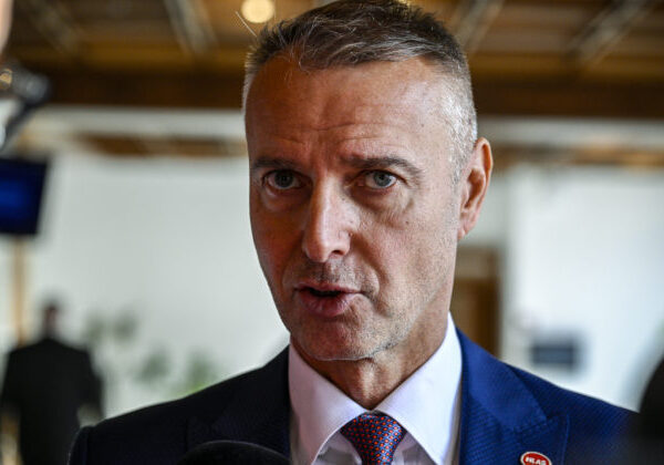 Vláda disponuje 79 hlasmi, Raši potvrdil stabilitu koalície a vylúčil možnosť predčasných volieb