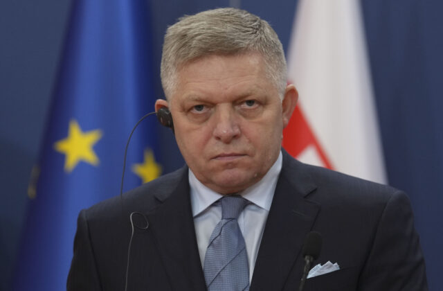 Slovensko na Ukrajinu nepošle ani euro, ani náboj…