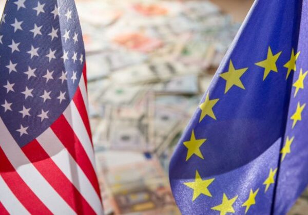 Obchodná vojna by EÚ poškodila vo väčšej miere než USA, cesta k prosperite je znižovanie ciel