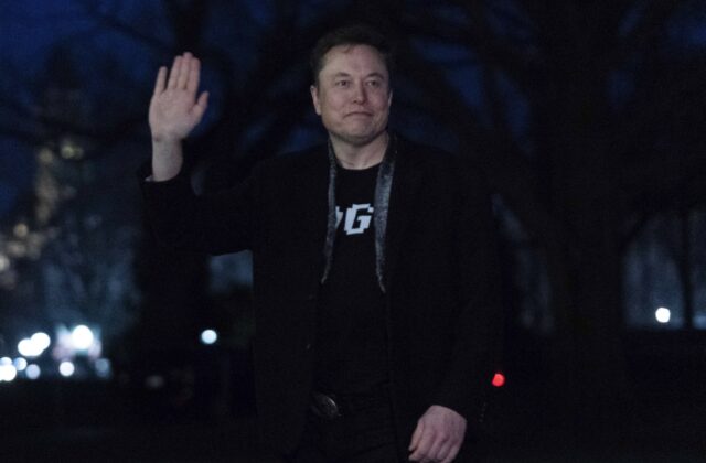 Musk sľubuje, že Starlink Kyjevu nevypne, jeho úvahy…