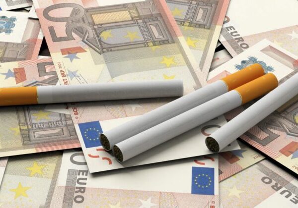 Experti varujú pred prísnou reguláciou tabaku, spôsobiť môže miliardové straty