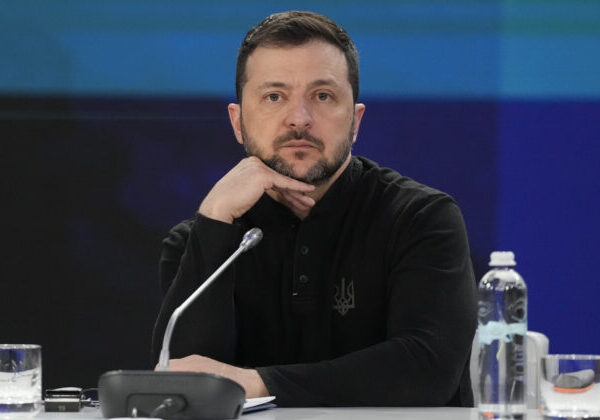 Zelenskyj pricestoval do Londýna na rokovanie s britským premiérom Starmerom