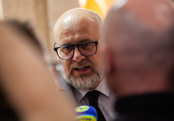 Michal Kaliňák bude novým štátnym tajomníkom ministerstva vnútra, na rezorte investícií ho nahradí Šalitroš