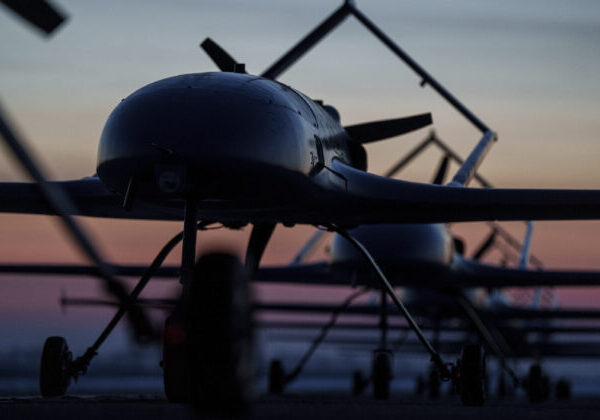 Drony spôsobili požiar energetickej infraštruktúry v ruskej Astrachánskej oblasti