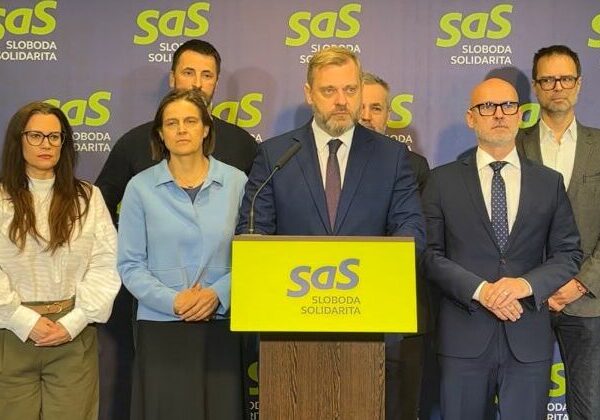 SaS chce s opozíciou riešiť obranyschopnosť Slovenska, od Kaliňákovho ministerstva žiada dlhodobý plán – VIDEO