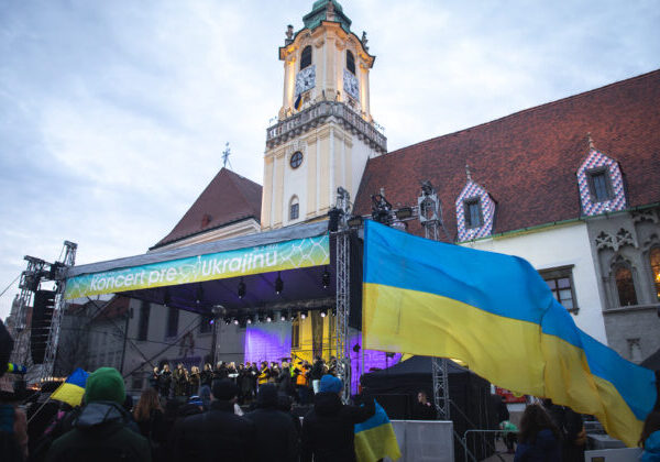Spevácky zbor Lúčnica na Koncerte pre Ukrajinu nevystúpi, má byť za tým tlak z ministerstva kultúry