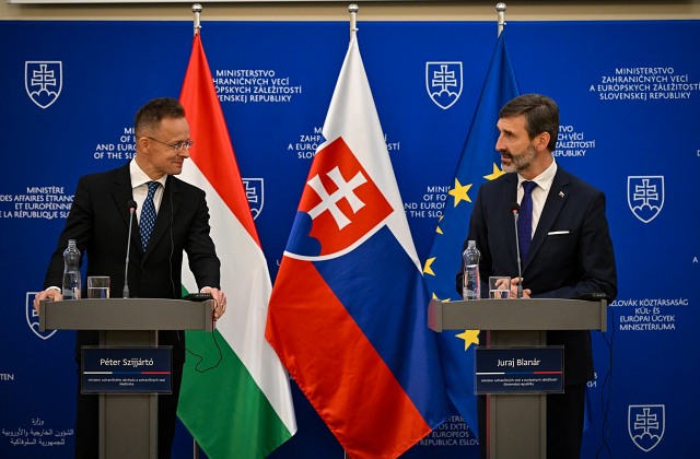 Blanár sa stretol so Szijjártóm, ministri rokovali o…