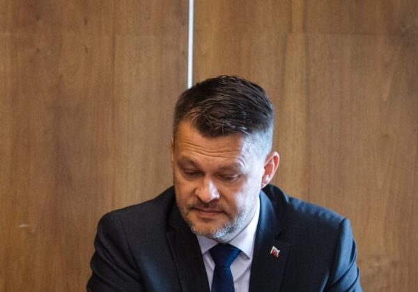 Migaľovci budú podporovať programové vyhlásenie vlády, ale dohoda s koalíciou sa nerodí ľahko