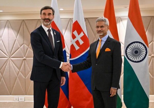 Minister Blanár rokoval s indickým kolegom o posilnení vzťahov a spolupráci v oblasti vzdelávania – VIDEO, FOTO