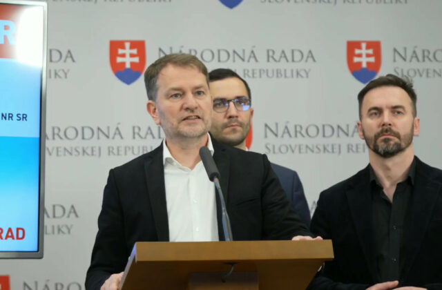 Hnutie Slovensko predložilo návrh na zákaz alkoholu.…