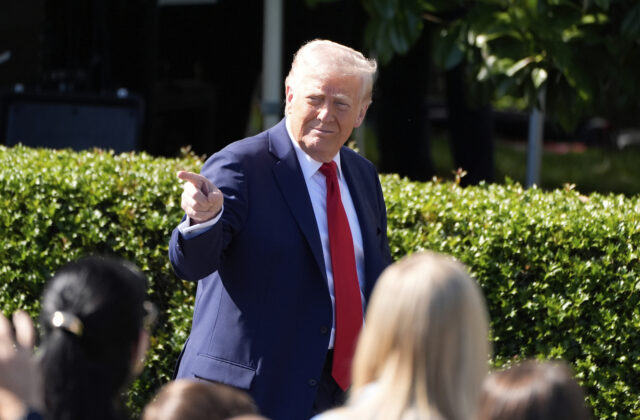 Trump chce na presadzovanie svojich…