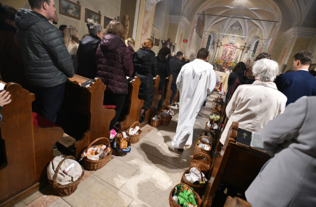 Veľký piatok je deň ukrižovania Ježiša Krista, kresťania&hellip;