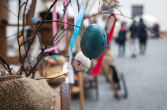 Tradície sú na Slovensku stále živé, šibe sa&hellip;