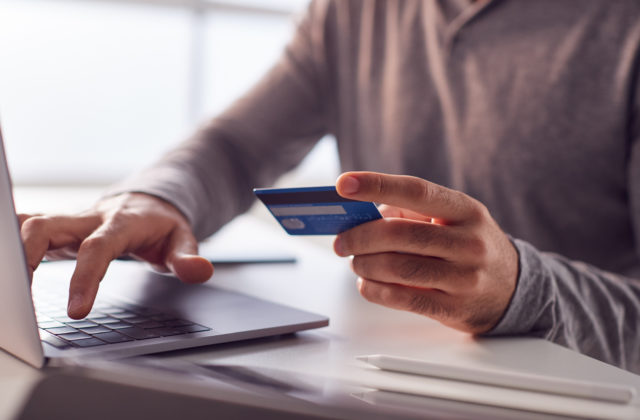 Polícia upozorňuje na šíriace sa podvodné SMS, v&hellip;