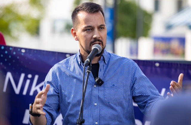Na policajnom prezídiu riešia, ako sa zbaviť čurillovcov, tvrdí podpredseda Demokratov Šeliga – VIDEO