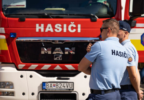 Na Slovensku pôsobí približne 80 000 dobrovoľných hasičov, sú neoddeliteľnou súčasťou samospráv