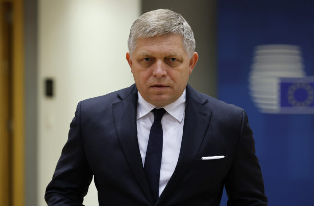 Fico v Moskve nezaháľal, rokoval s prezidentmi Čínskej…