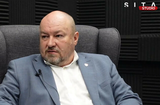 Huliak vymenil za vyše týždeň viac než štyri&hellip;