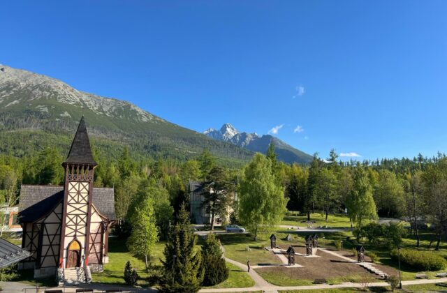 V Starom Smokovci vytvorili Ružencovú záhradu, inšpirovali sa&hellip;