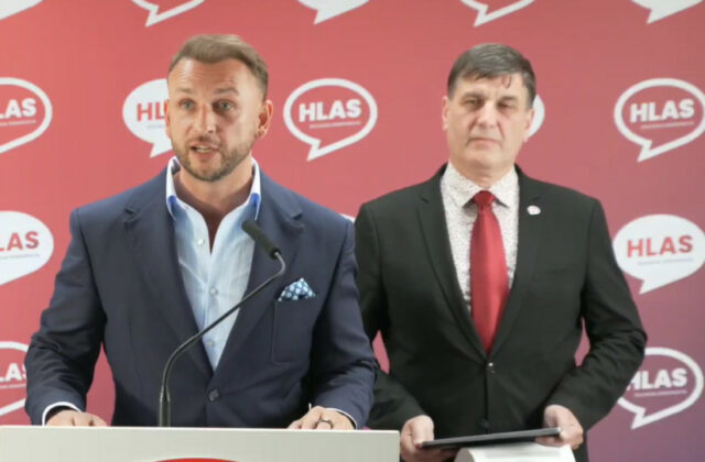 Misia europoslancov na Slovensku je podľa Šutaja Eštoka&hellip;