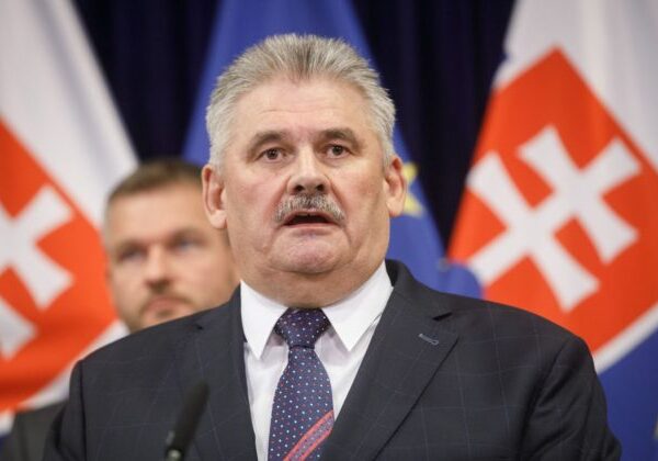 Medzi Ficom a Pellegrinim nie je podľa Richtera žiadna vojna a vyjadril sa aj k preferenciám Smeru