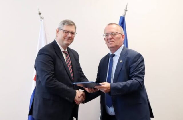 Minister Spravodlivosti Susko podpísal kolektívnu zmluvu Zboru…
