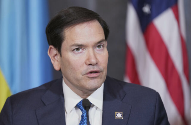 Na rokovaniach o Ukrajine v Turecku bude americký minister zahraničia Marco Rubio