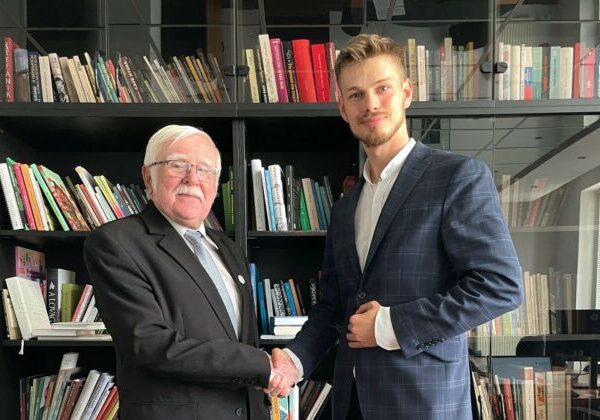 Dočasne poverený riaditeľ Slovenského literárneho centra Branislav Balogh končí vo funkcii