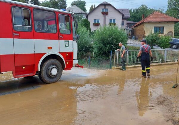 Štát preplatí samosprávam náklady na boj s povodňami, vykompenzuje aj výdavky na pomoc ukrajinským utečencom