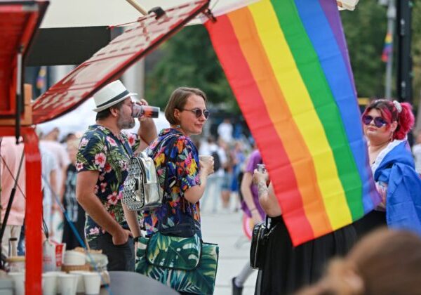 LGBTI+ ľudia žijú na Slovensku v strachu. Cítia sa ohrození a bez práv, väčšina premýšľa o odchode