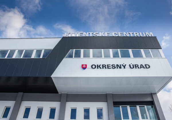 Dlhému čakaniu v radoch na doklady je koniec, v Bratislave otvoria druhé klientské centrum