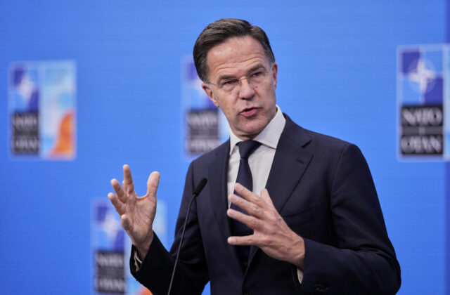 USA sú podľa Rutteho úplne&hellip;