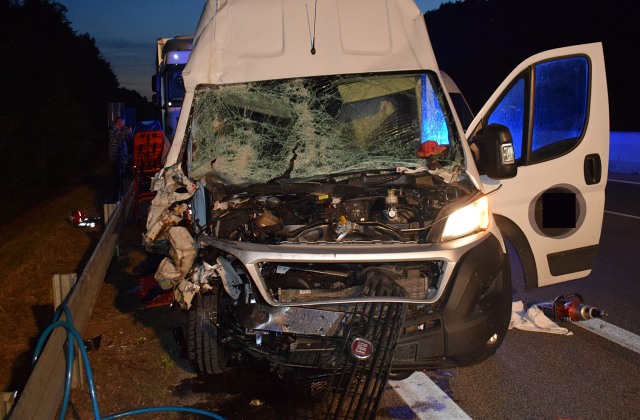 Vodička dodávky na D1 pri Ratkovciach narazila do&hellip;