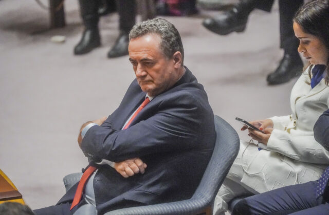 Izraelský minister obrany prikázal armáde&hellip;